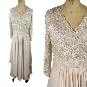 Formal dress with lace bodice and sequins and chiffon skirt Size 10